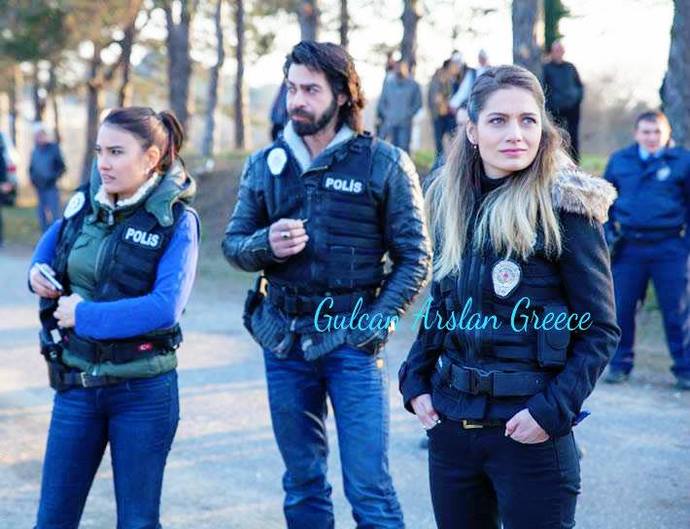 maggie peyton da dizilerde ve filmlerde fenomen olursa nasıl olur neden diye sorgulanmaz mı ?