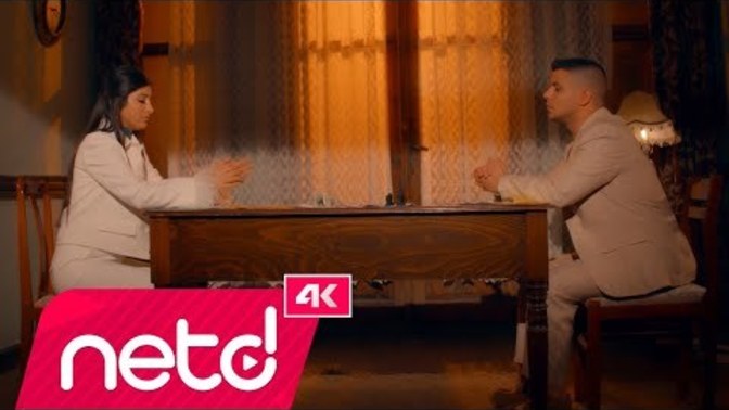 Gece dinlemelik en iyi şarkı listeniz ne?