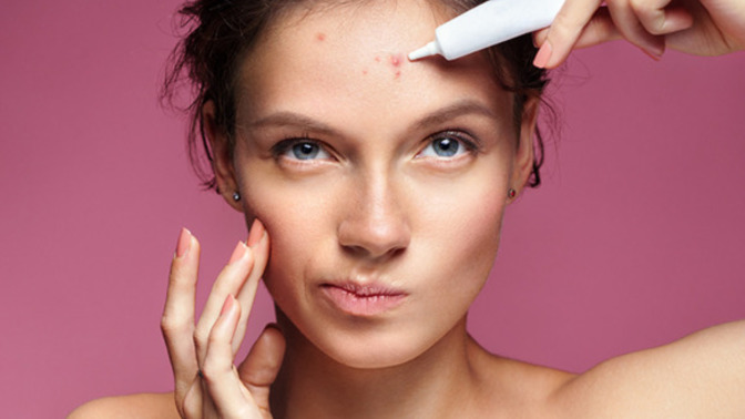 Akneler için en iyi serum ya da krem hangisi?
