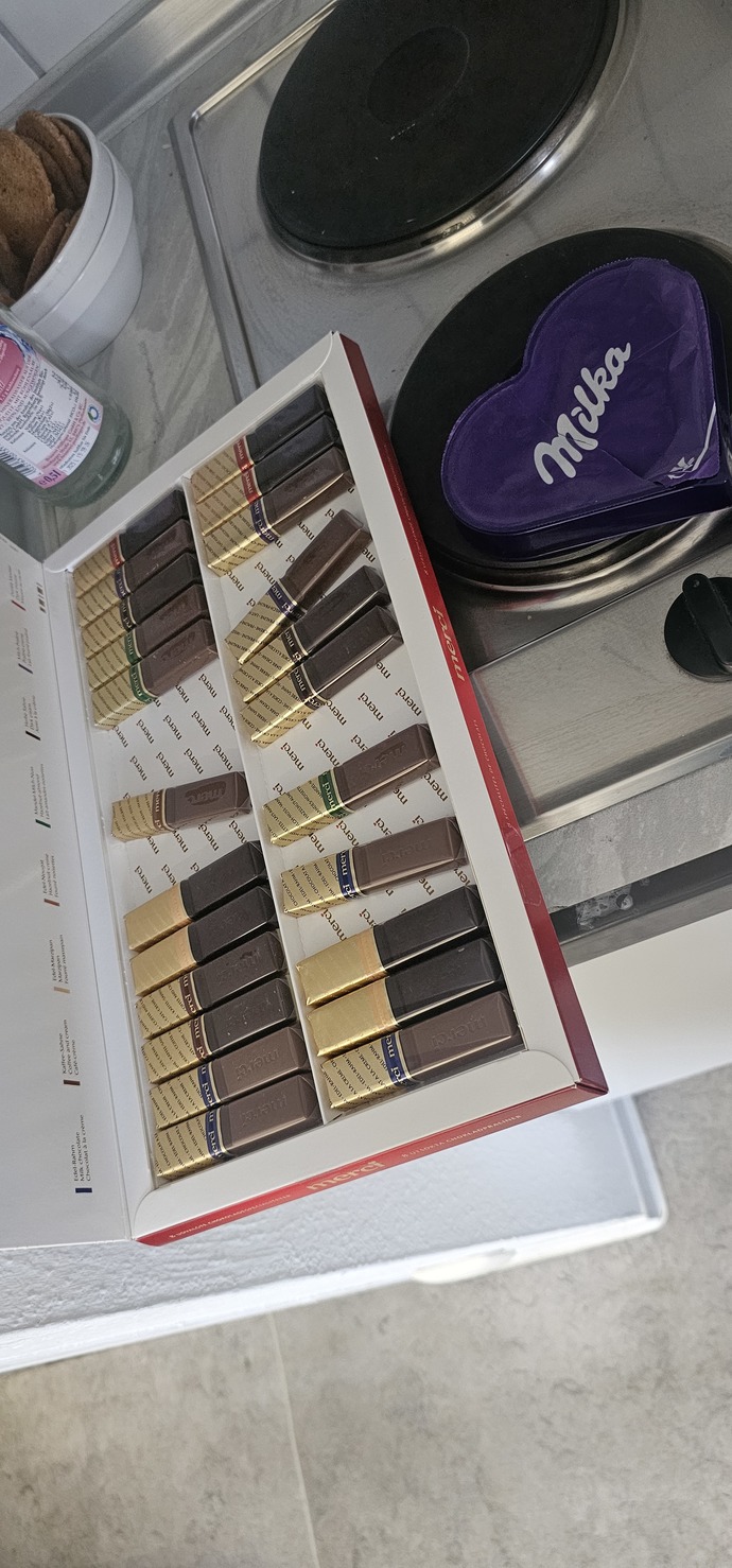 🍫🍫🍫🍬