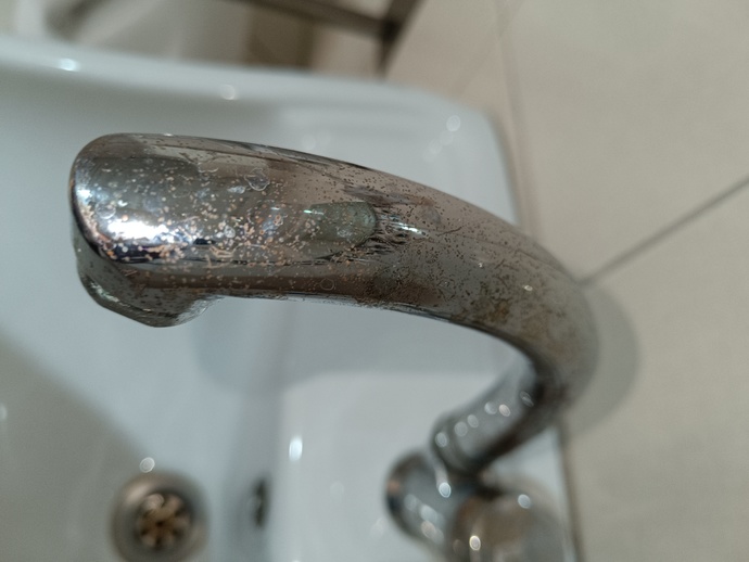 Lavabo musluğu
