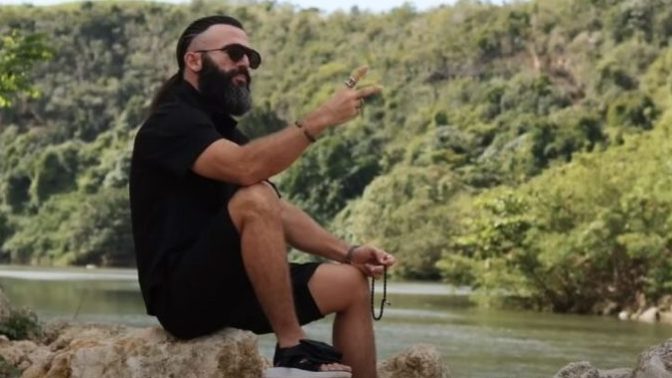 Turabi hakkında yakalama kararı çıkarıldı! Sizce ceza almalı mı?