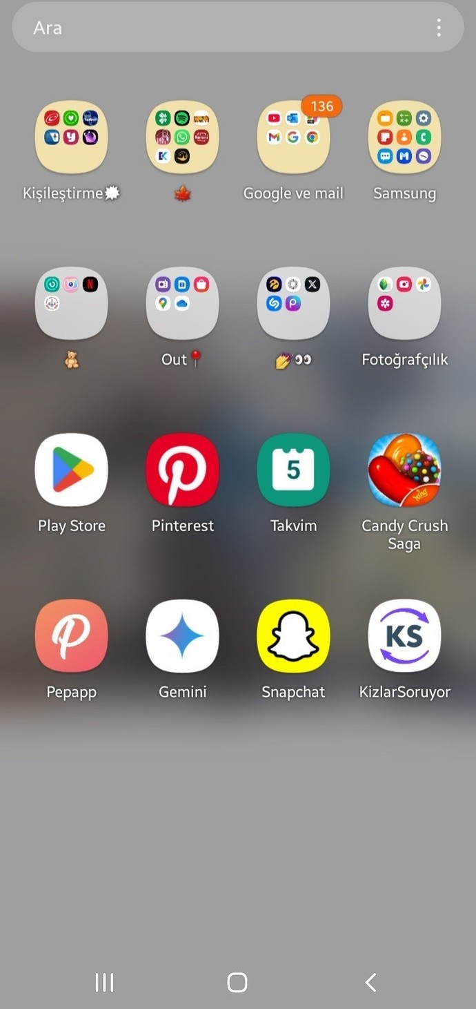 Telefonunuzda ne gibi uygulamalar var düzeni nasıl?
