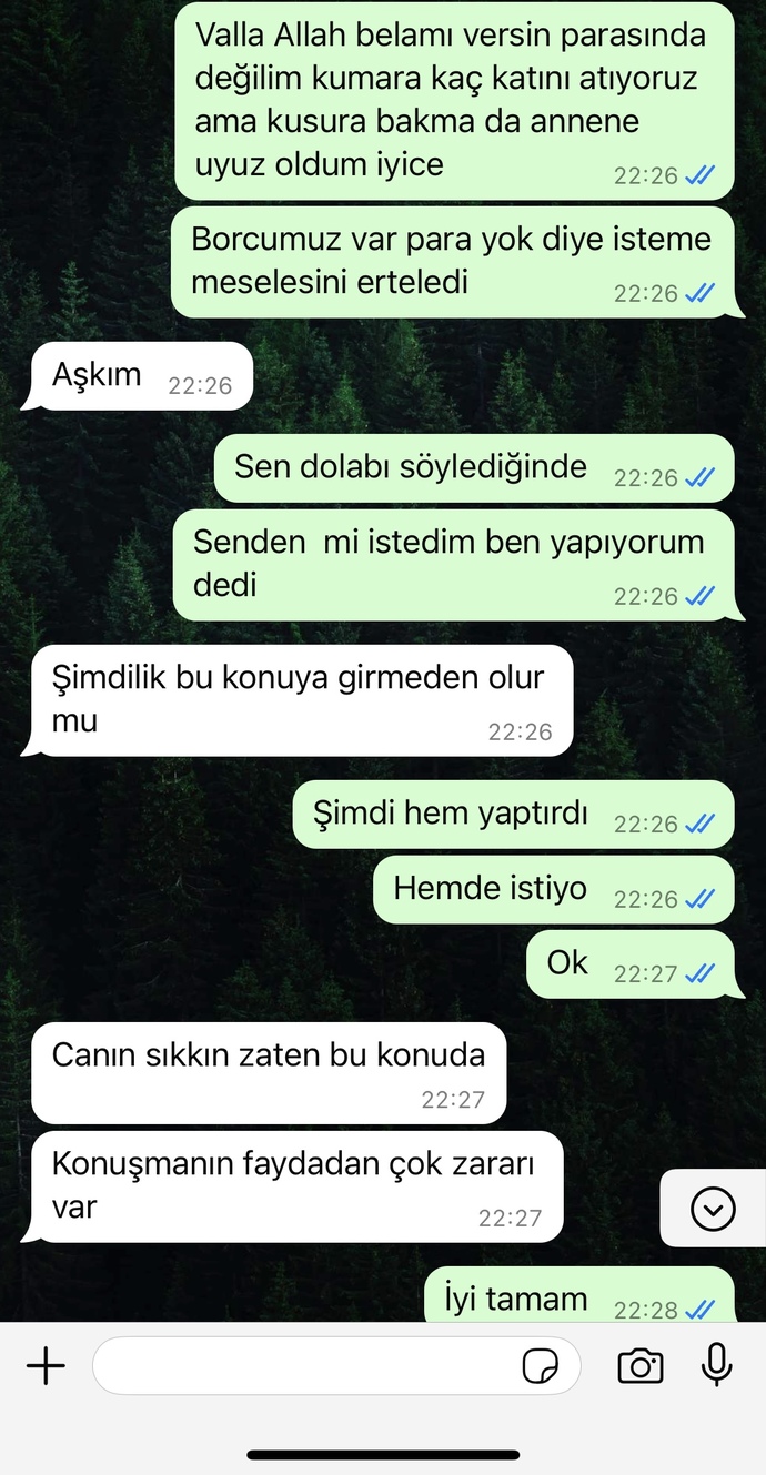 Kızlar haksız mıyım lütfen söyleyin sevgilim ailesini sürekli haksız olsalar da savunuyor diye ayrıldım?