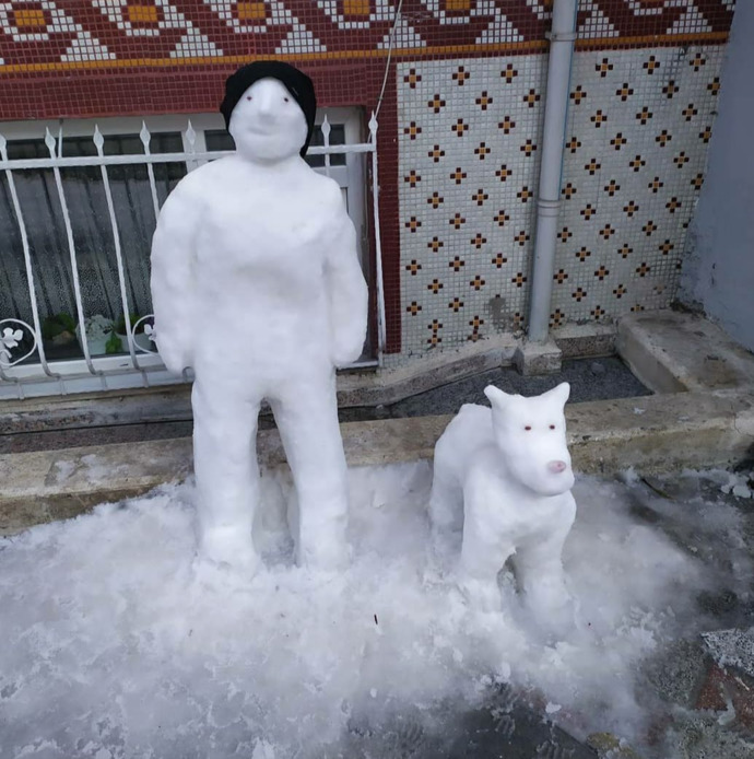 Çekimi sana ait olan bir kış fotoğrafını paylaşır mısın ❄️📸?
