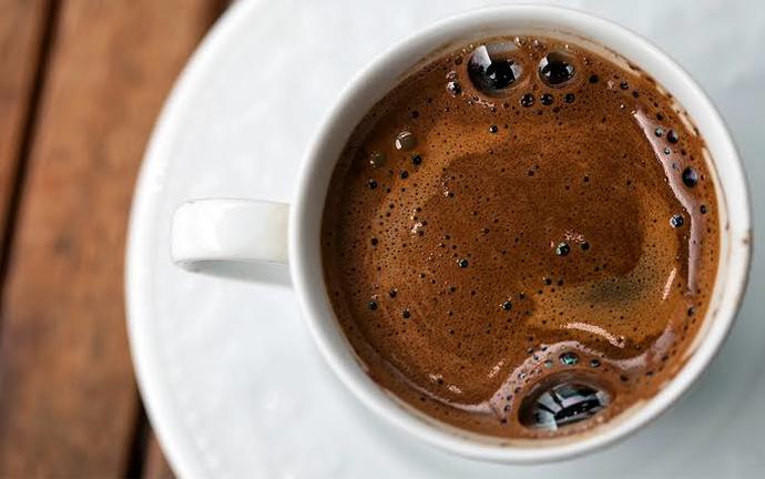 Bana bol köpüklü türk kahvesi yapacak sevgiliyi nerede bulabilirim?