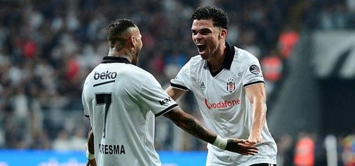 Süper Lig′e gelmiş Avrupa şampiyonlarından en iyi 11′i kurdum. Sizce bu kadro prime performanslarıyla kulüp olarak neler başarır?