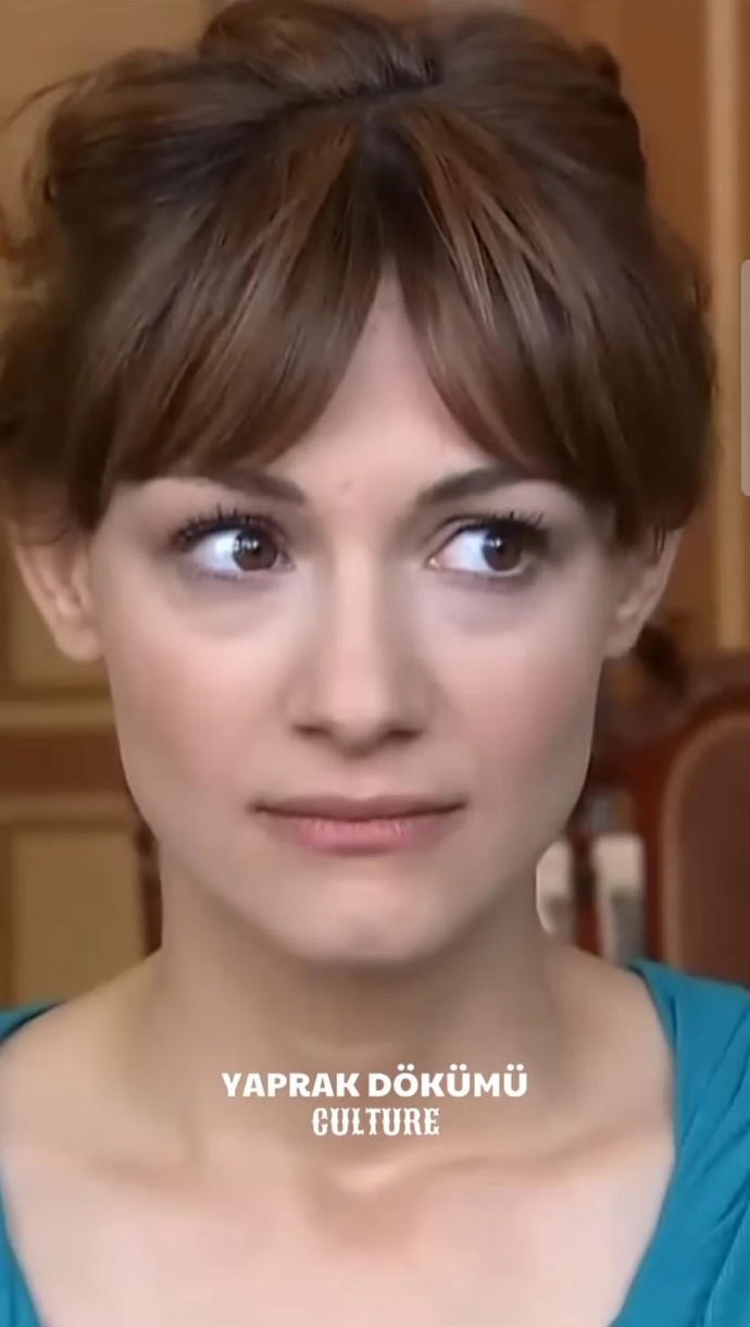 Eski oyuncu Seda demir sizce güzel ve çekici mi?