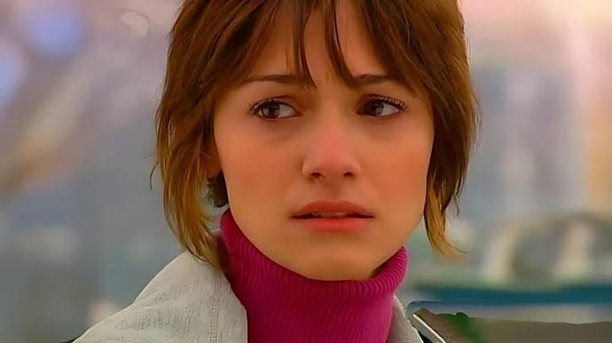 Eski oyuncu Seda demir sizce güzel ve çekici mi?
