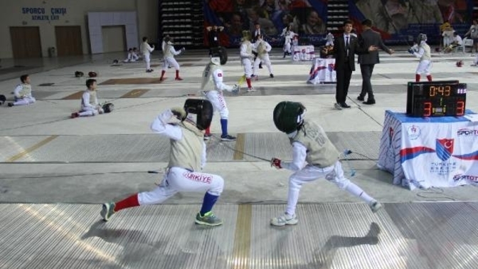 Çocukken en sevdiğiniz spor dalı hangisiydi?