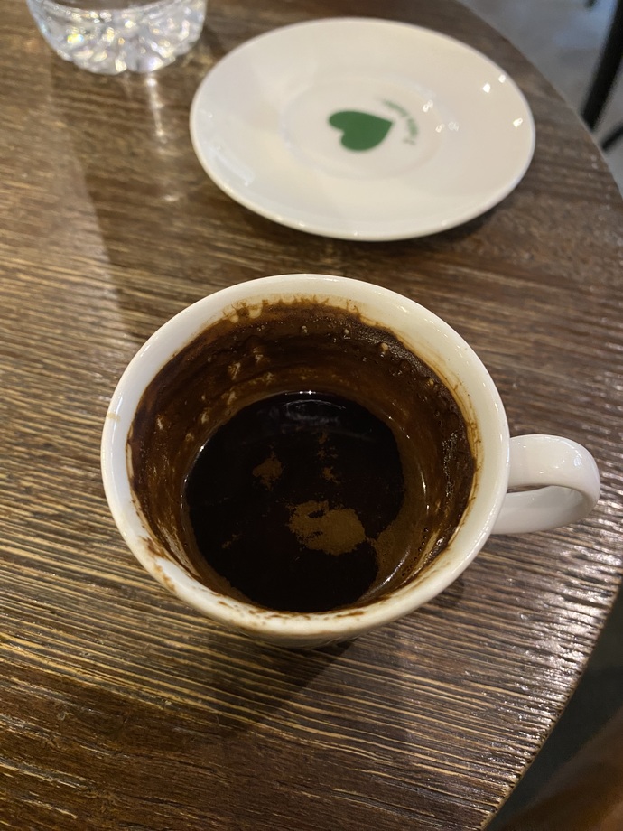 Sabahları kahve içmeyi seviyor musunuz?
