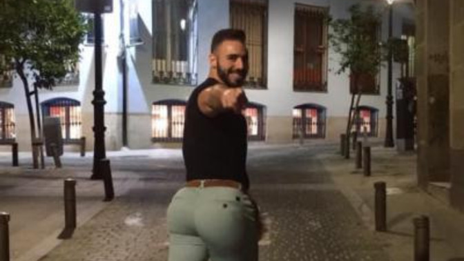 Kalça çalışan erkekler hakkında ne düşünüyorsunuz?