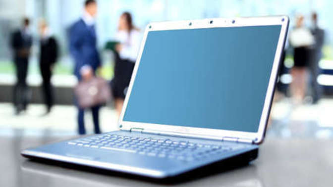 Sizce bir insanın günlük olarak kullandığı laptopları ayrı mı olmalı?