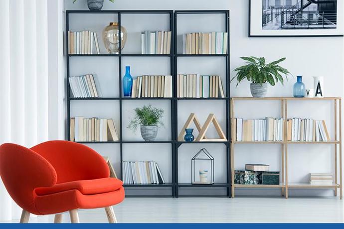 Kitapları hem dekoratif hem de düzenli bir şekilde saklamanın yolları nelerdir?