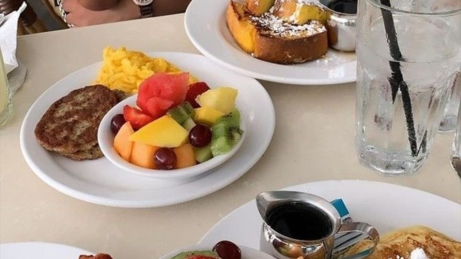 Kurt gibi acıktım, akşama yaptığınız yemeği sizde yeseydim ben ne yemiş olurdum?