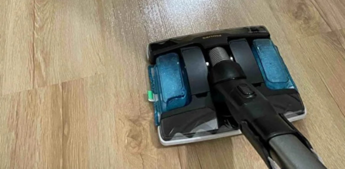 Temizliği kolaylaştıracak süpürge aldık! Philips Aqua Trio 8000 nasıl kullanılır?