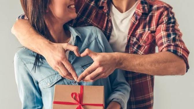 Flörtü olanlar sevgililer gününü kutlamalı mı?