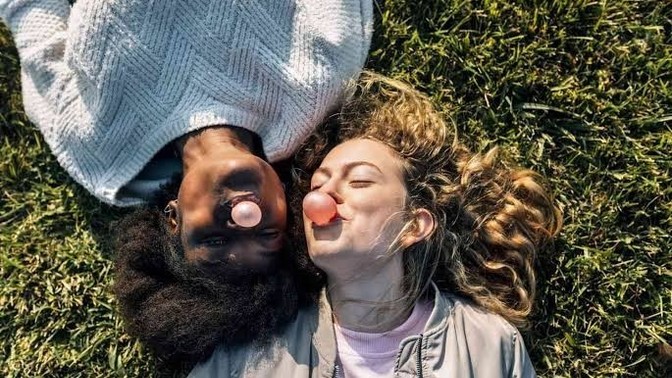 Yakın arkadaşınız sizi başka arkadaşlarınızdan kıskanır mı?
