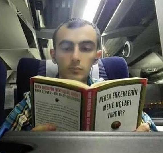 Kitap okuyan erkek entelektüel midir?