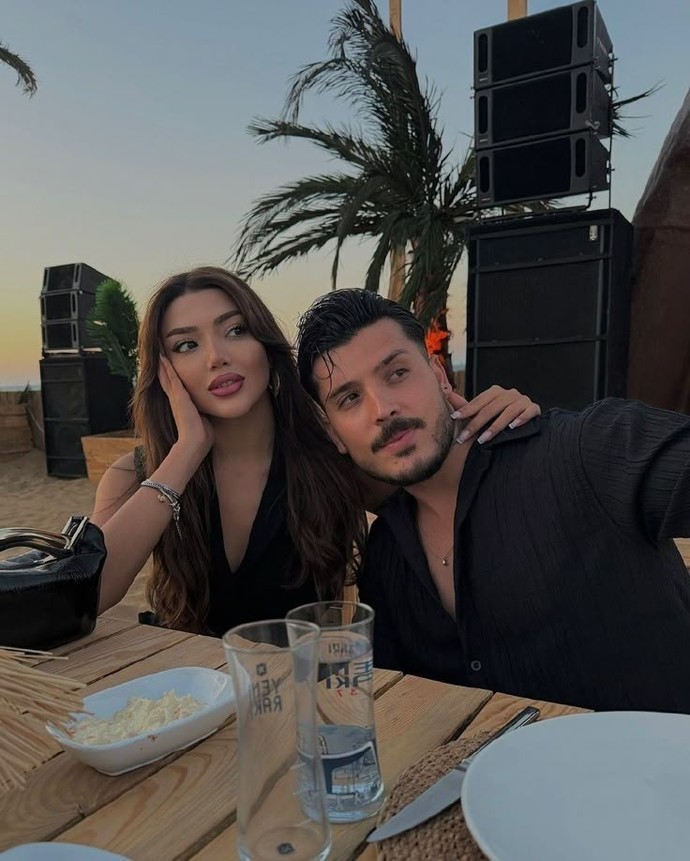 Bir kızın yakışıklı bir erkekle çıkması için, çok mu güzel olması lazım?
