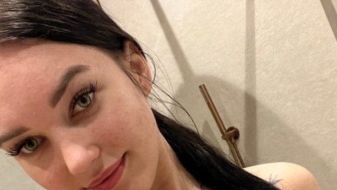 Köprücük kemiğine dövme nasıl olur?
