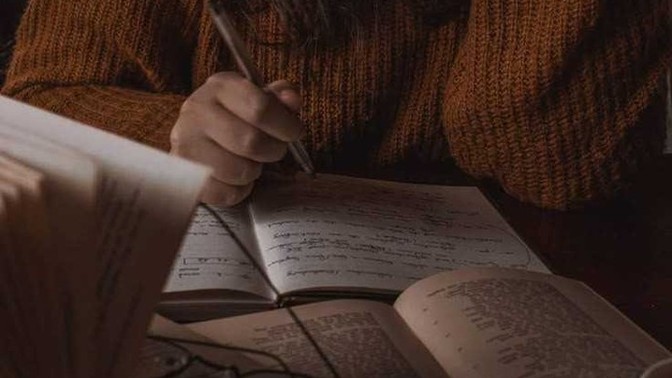 Bir roman yazacak olsanız, konusu ne olurdu?