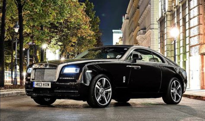 Rolls Royce mi Porsche mi?