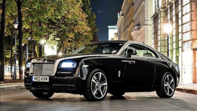 Rolls Royce mi Porsche mi?