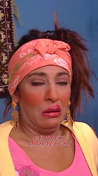 Pembe Sevgililer Günü kutusu çok şeker değil mi?