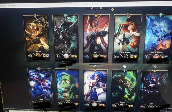 Lolde bu sıra rastgele mi?