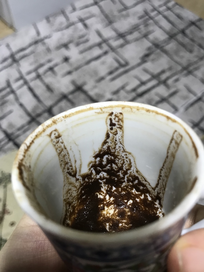 Gece falcısı var mı bakar mısınız?