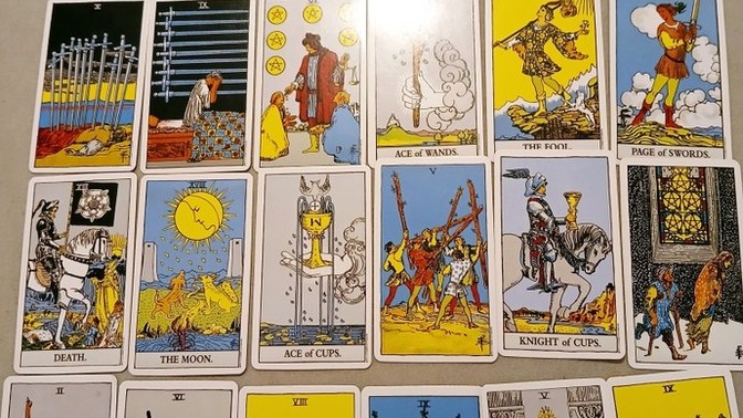 Şu an konuştuğum çocukla ilişkimiz nereye gidecek diye kart açtım?