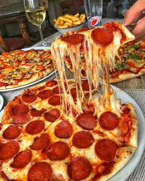 Bir oturuşta en fazla kaç dilim pizza yersiniz 🍕?