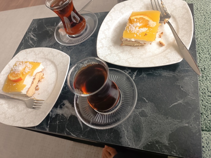 Tatlıyı çayla mı kahveyle mi yemeyi seversiniz?