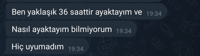 Böyle mesaj atan bir erkeğe üzülüyor musunuz yoksa çok mu duygu sömürüsü gibi geliyor?