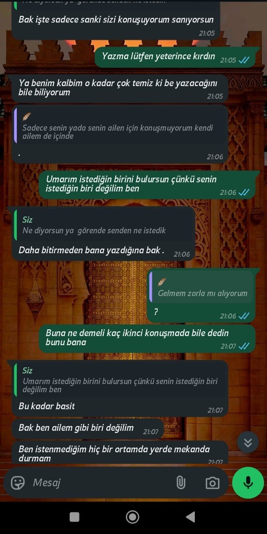 Görücü usulü bir tanışma sizcede davranışları normal mi?