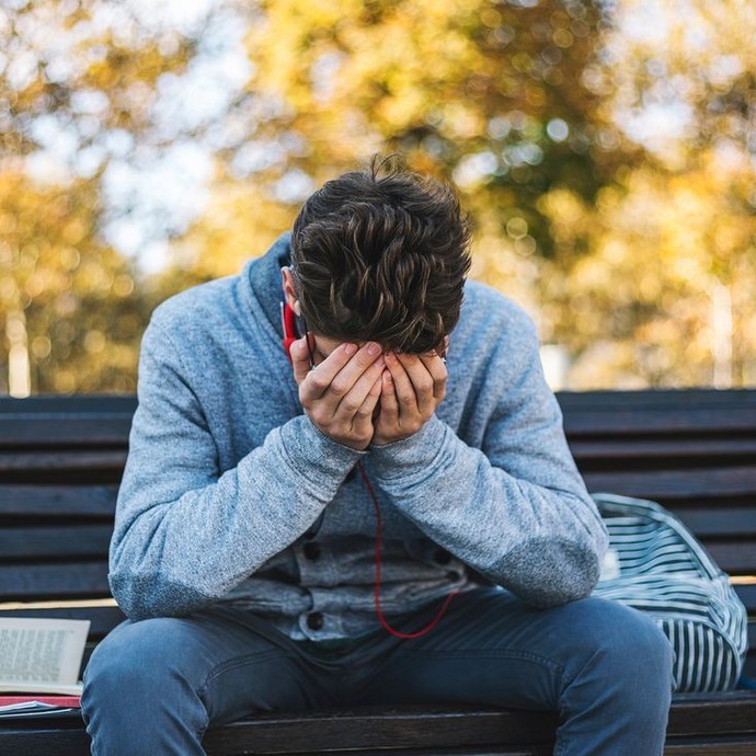 Sürekli olarak kendi hatalarımı düşünmek beni yordu ne yapabilirim?