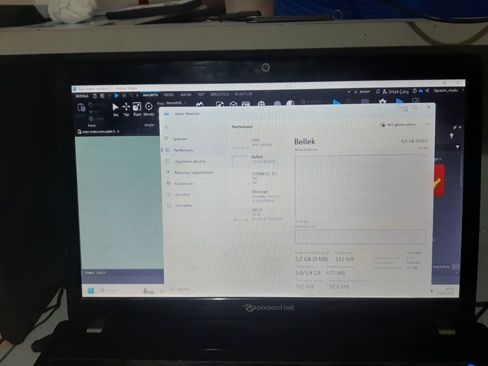 Ya arkadaşlar benim pc de windows ta sorunlar yaşıyorum da roblox studio la ilgili dir?