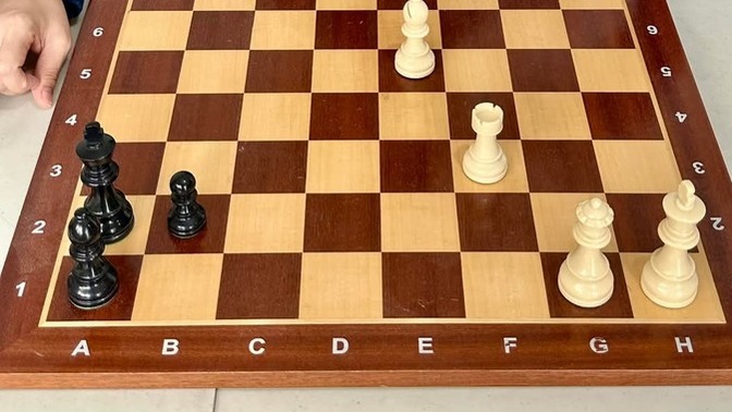 Beyaz oynar iki hamlede mat eder. Nasıl?