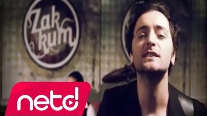 Sevgilin / Eşin iş icabı biriyle samimi hallere girse kıskanır misin?