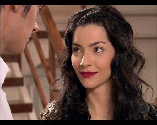 Beren Saat yerine kim Bihter ziyagil olabilirdi sizce?