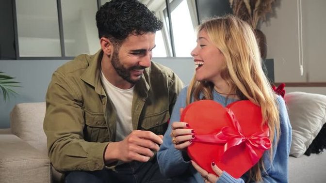 Sevgililer gününde hediye bekliyor musunuz?