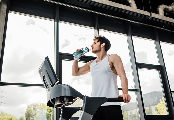 Spor yaparken su tüketimine dikkat eder misiniz?