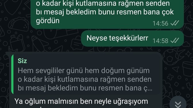 Bı ilgi beklemek kötü bişey mi?