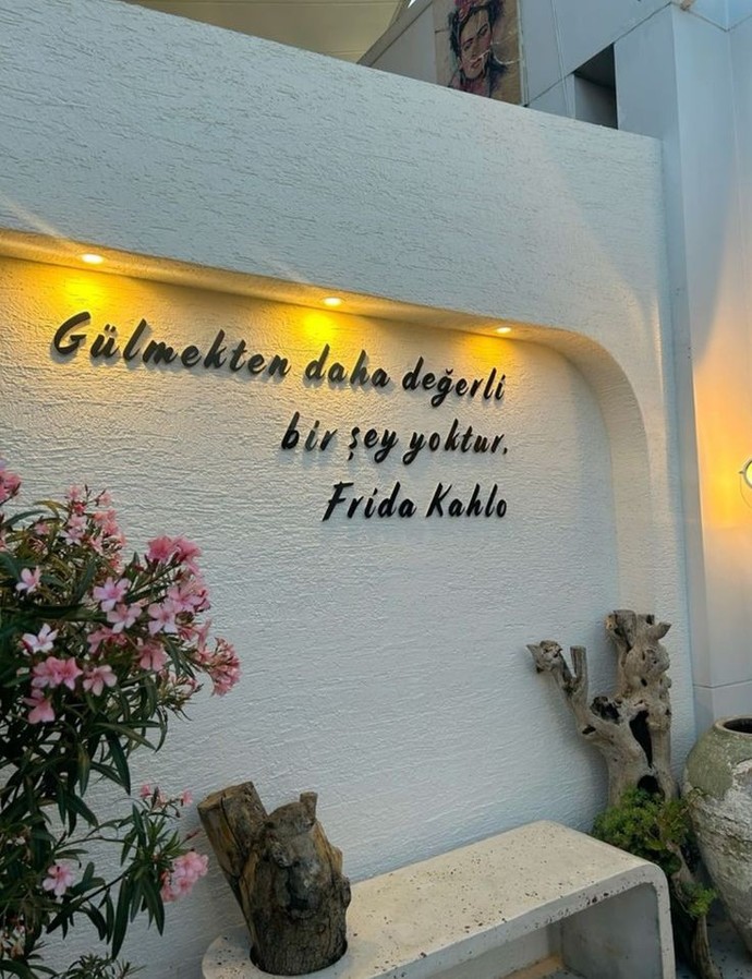 Kardeşin sana banka kartını verip oradaki parayla ne istersen yapmanı söylese ne yapardın?
