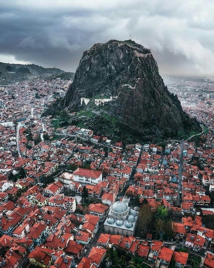03 Afyona gitsem Afyonca öğrenmem gerekiyormu, Afyonun neyi meşhur orada ne yerim ne içerim?
