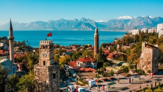 Antalya'lı olan var mı?