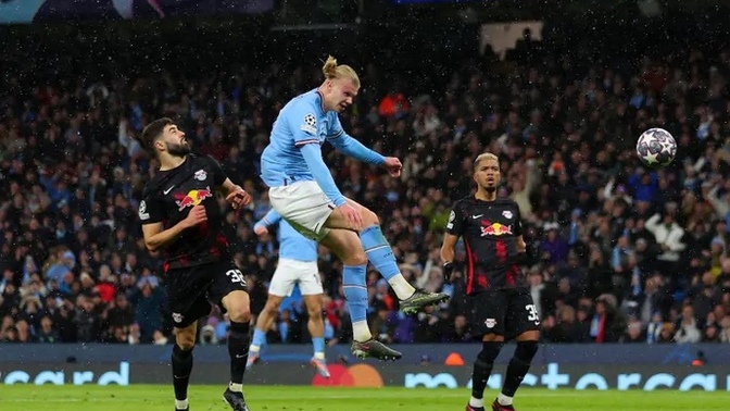 Manchester City sizce neden eski halinden uzak?