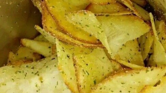 Cips yerken mutlaka yanında ne olmalı?