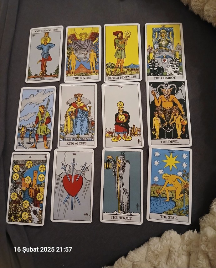 Konuştuğum çocuk benle ne yapmayı düşünüyor tarot yorumlayan var mı?